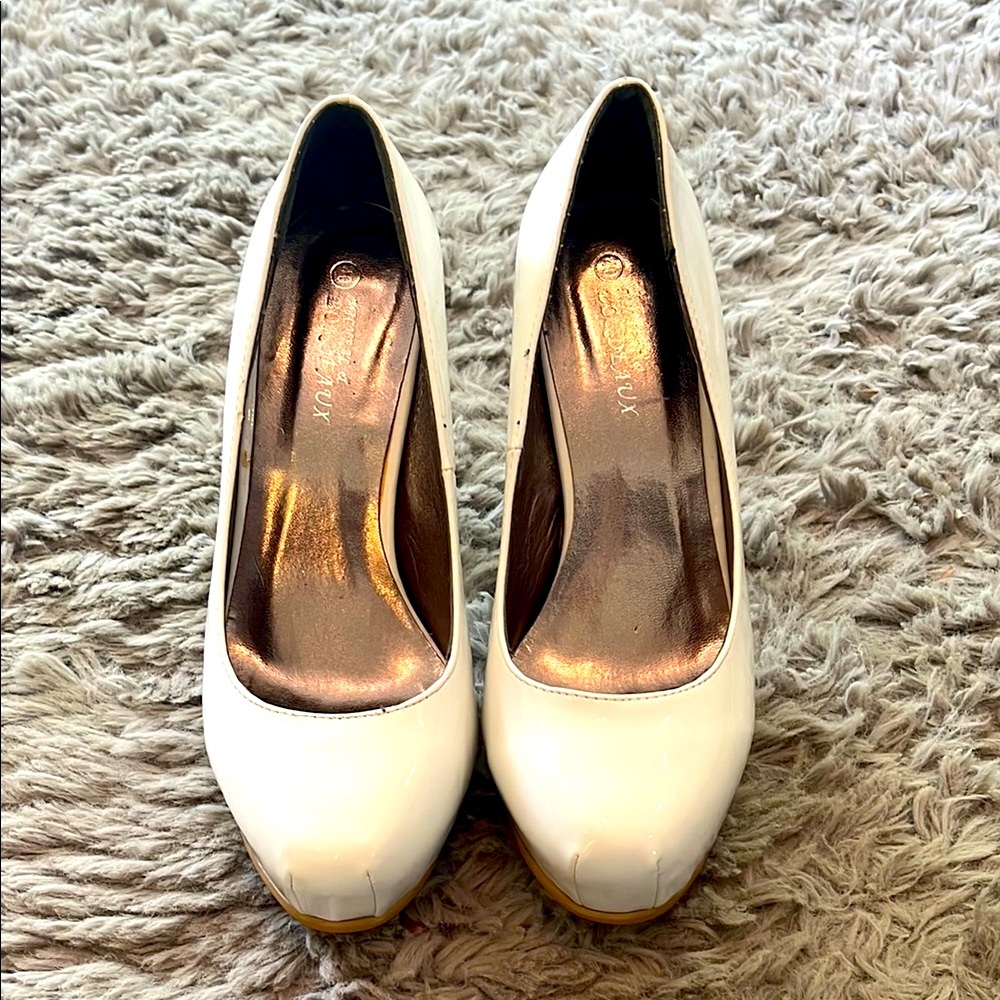 MICHAEL BORDEAUX White Classic Heels with Medium Height